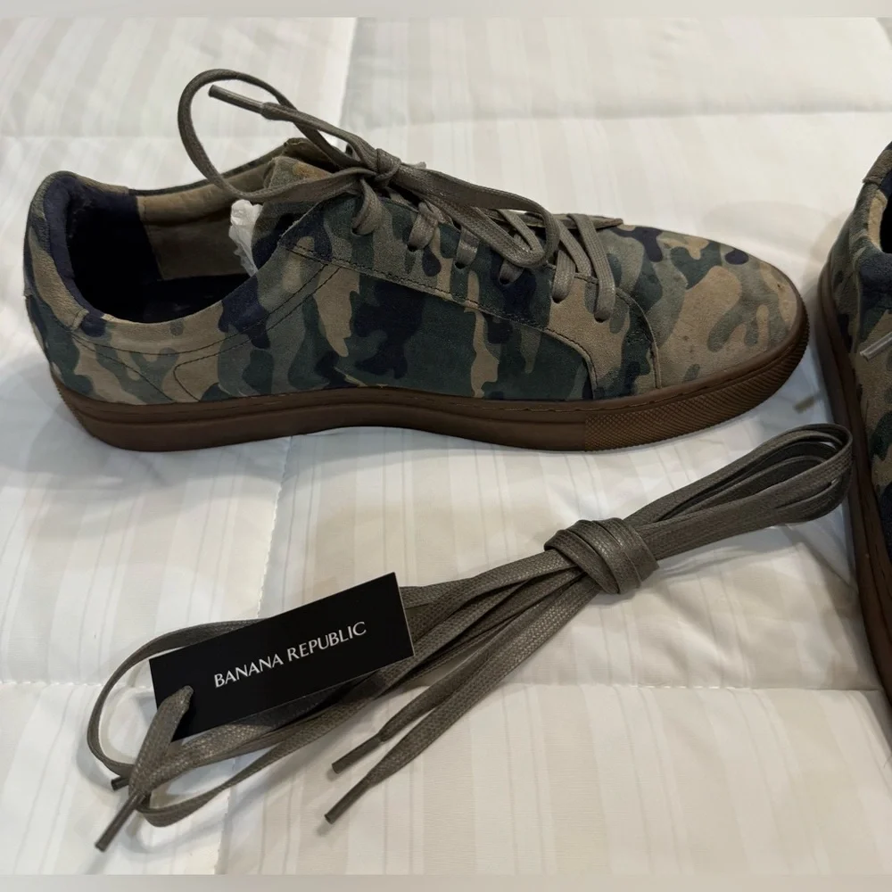 Banana Republic Nicklas Green and Brown Camo Sneakers Casual Style
